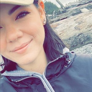 Meet your Posher, Karissa